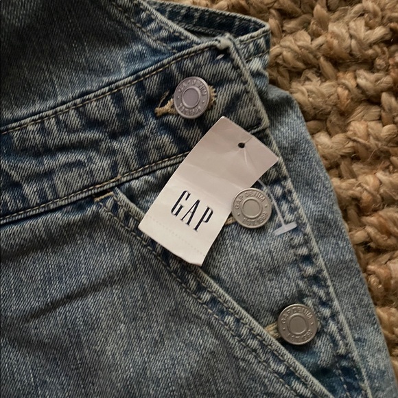 GAP JEAN DENIM SHORTS SHORTALLS NWT Size XS - Picture 5 of 6